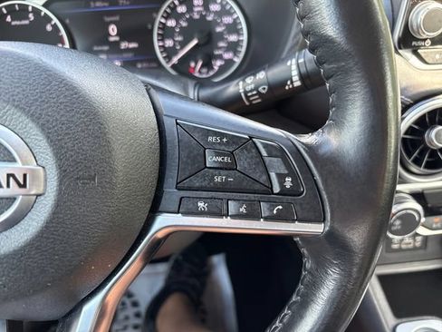 Used 2023 Nissan Sentra SV FWD image 12