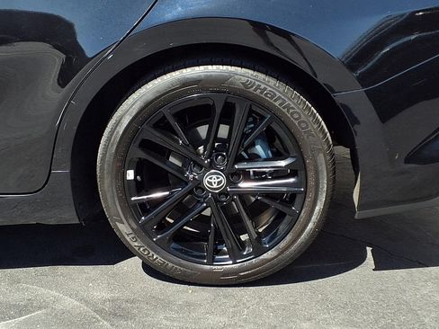 Certified 2025 Toyota Camry SE FWD image 4