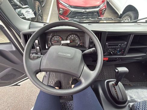 New 2025 Chevrolet Low Cab Forward Base image 14