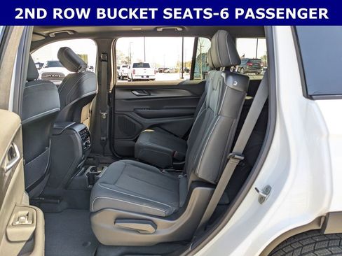 New 2026 Jeep Grand Cherokee L Laredo image 6