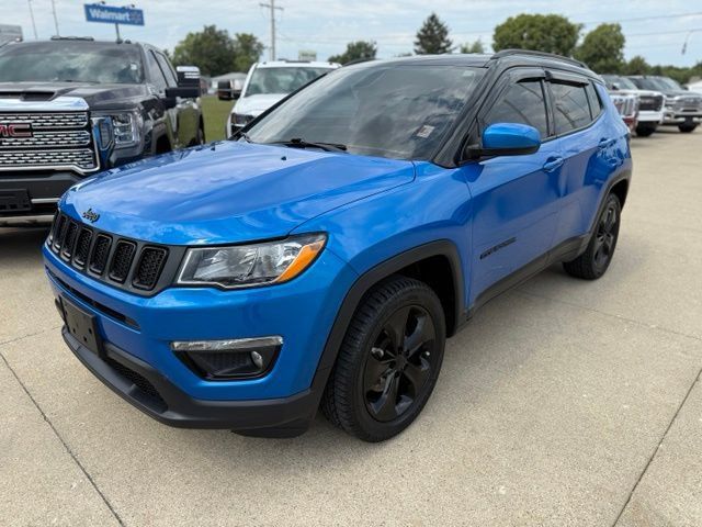 Used 2019 Jeep Compass Latitude AWD/4WD image 3
