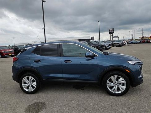 Used 2024 Buick Encore GX Preferred w/ Comfort Package FWD image 6