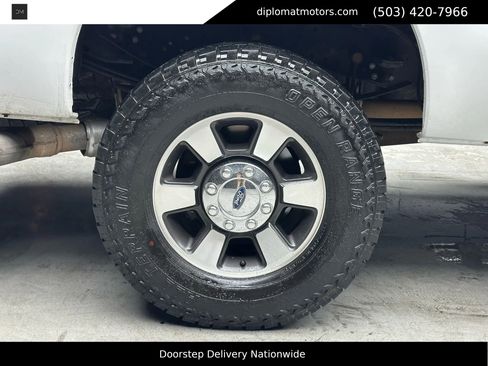 Used 2016 Ford F350 Lariat w/ Lariat Interior Package image 40