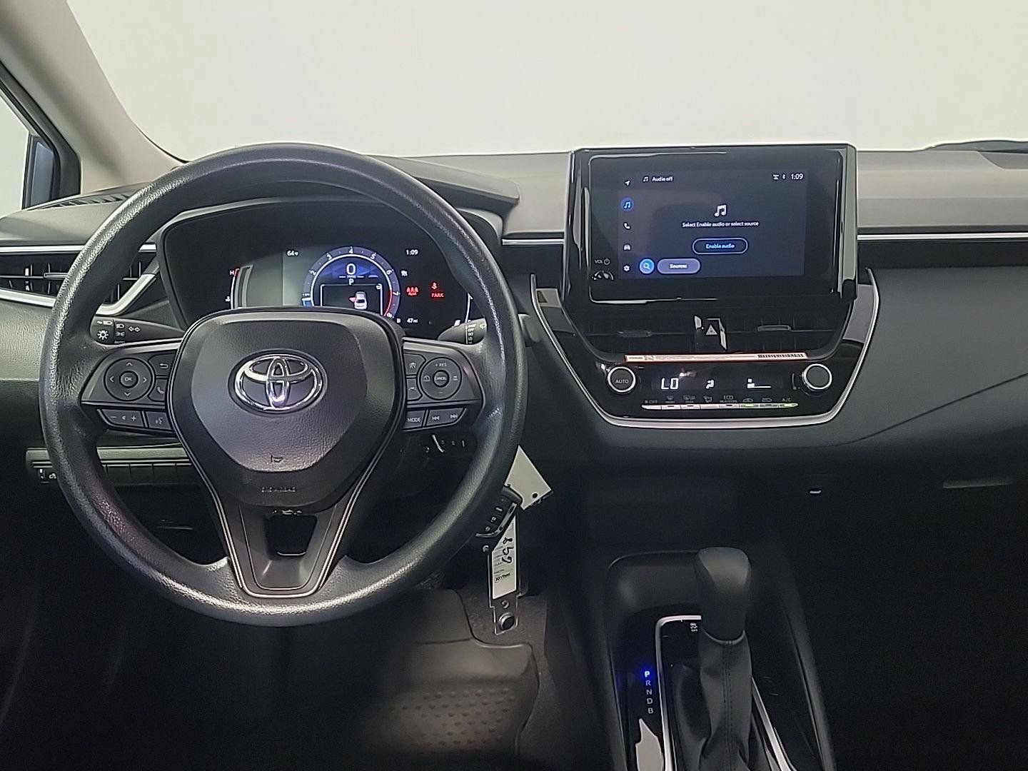 Used 2026 Toyota Corolla LE FWD image 19