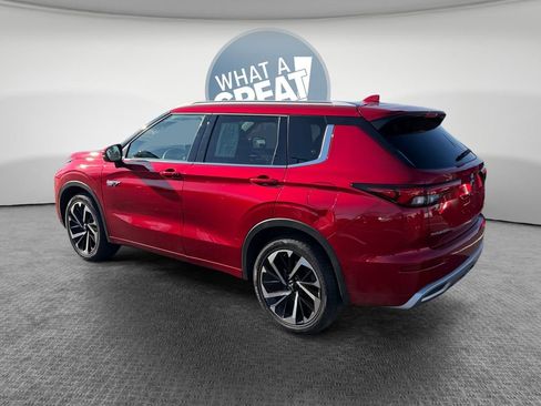 Used 2023 Mitsubishi Outlander SEL image 6