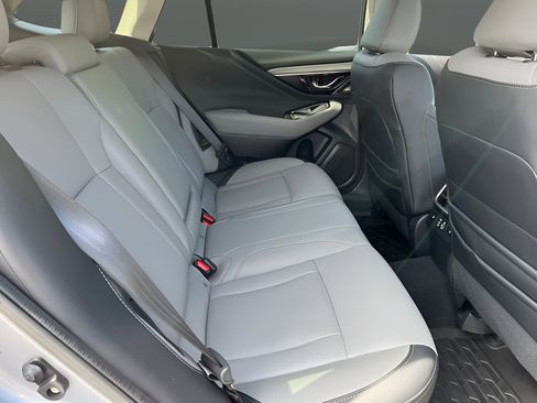 Certified 2025 Subaru Outback Limited AWD/4WD image 19