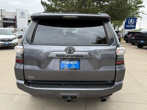 Used 2023 Toyota 4Runner SR5 Premium w/ Moonroof Package AWD/4WD image 5