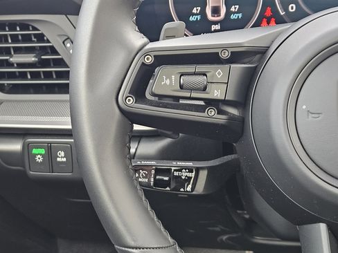 Certified 2026 Porsche 911 Carrera image 27