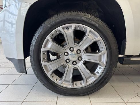 Used 2015 GMC Yukon Denali w/ Premium Package AWD/4WD image 63