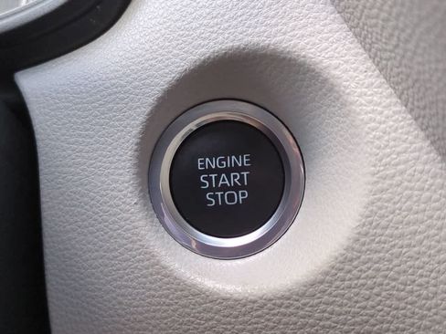 Certified 2023 Toyota Corolla Cross LE AWD/4WD image 25