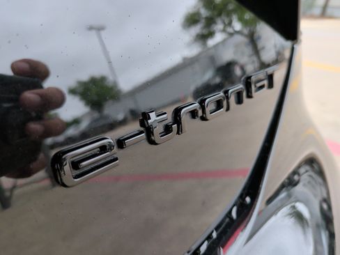 Certified 2023 Audi RS e-tron GT w/ Carbon Performance Package AWD/4WD image 34