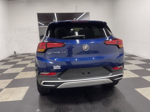 Used 2022 Buick Encore GX Preferred w/ Cold Weather Comfort Package AWD/4WD image 3