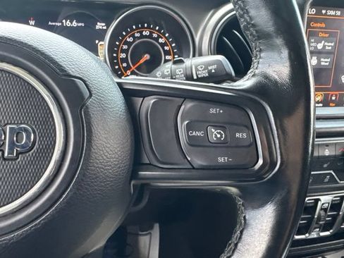 Used 2022 Jeep Wrangler Unlimited Sport AWD/4WD image 26