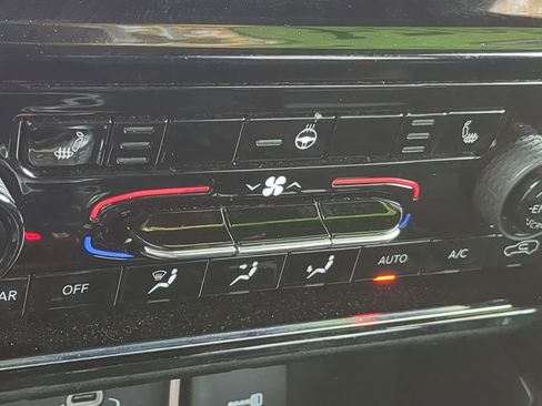 Used 2024 Jeep Grand Cherokee Limited 4xe image 21