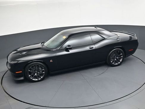 Used 2021 Dodge Challenger R/T Scat Pack image 32
