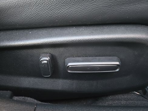 Used 2021 Honda Insight Touring image 25