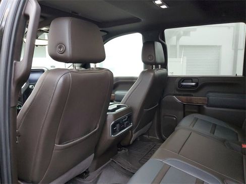 Used 2020 GMC Sierra 2500 Denali w/ Denali Ultimate Package image 10