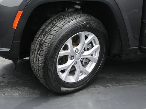 Used 2023 Jeep Grand Cherokee L Limited RWD image 24