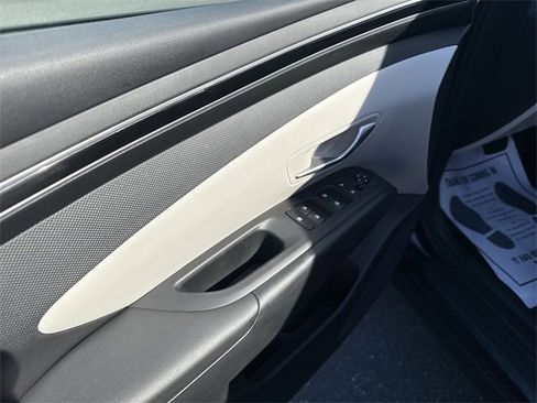 Used 2022 Hyundai Tucson Blue image 23