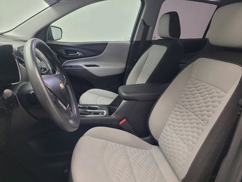 Used 2019 Chevrolet Equinox LS image 17