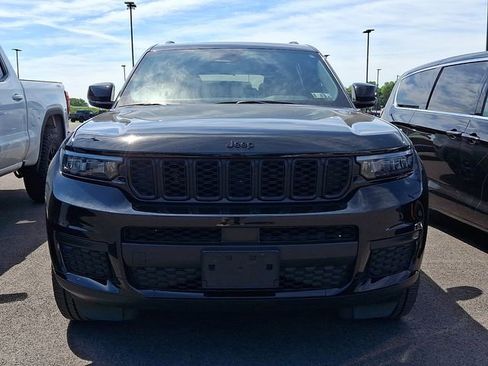 Used 2024 Jeep Grand Cherokee L Altitude AWD/4WD image 2