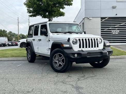 Used 2022 Jeep Wrangler Unlimited Sport AWD/4WD image 1