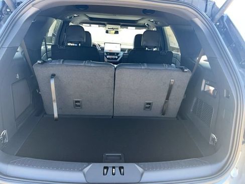 New 2026 Ford Explorer ST-Line w/ ST-Line Street Pack AWD/4WD image 8