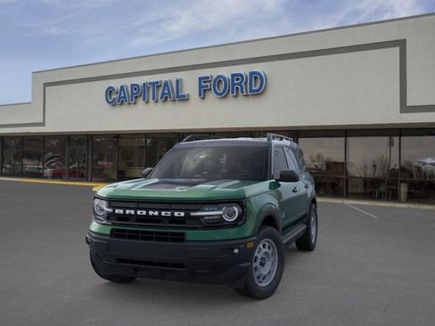 New 2024 Ford Bronco Sport Outer Banks AWD/4WD image 2