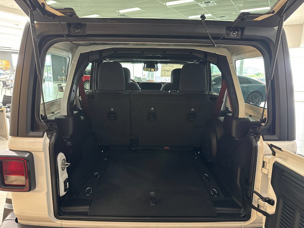 New 2026 Jeep Wrangler Unlimited Sport w/ Dual Top Group AWD/4WD image 23