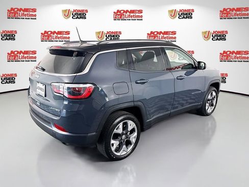 Used 2018 Jeep Compass Limited w/ Navigation Group AWD/4WD image 17