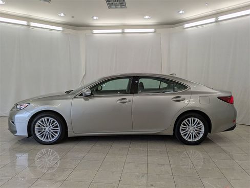 Used 2016 Lexus ES 350 image 5