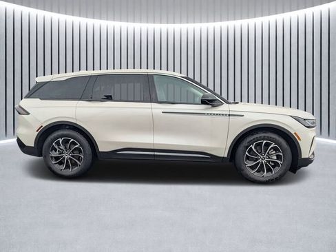 New 2026 Lincoln Nautilus Premier w/ Equipment Group 102A image 2