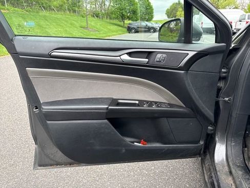 Used 2018 Ford Fusion Sport AWD/4WD image 23