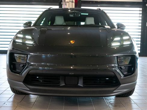 New 2026 Porsche Macan 4 Electric AWD/4WD image 6