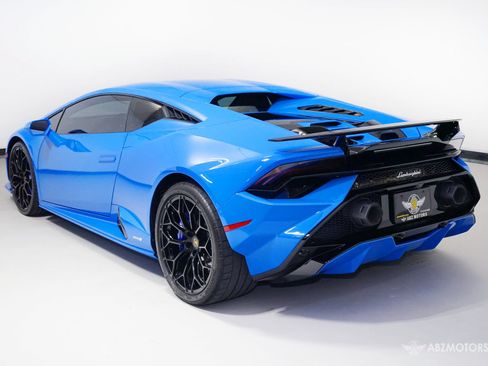 Used 2024 Lamborghini Huracan Tecnica RWD image 7