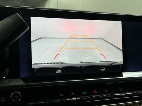 Certified 2022 Chevrolet Silverado 1500 RST w/ Z71 Off-Road Package image 15