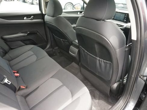 Used 2021 Kia K5 LXS FWD image 14