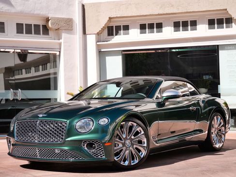 Used 2022 Bentley Continental GT Mulliner AWD/4WD image 16
