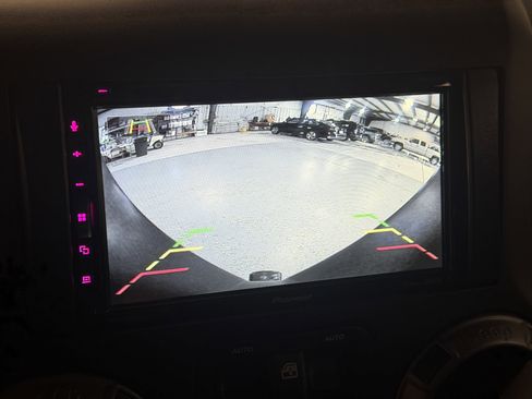Used 2018 Jeep Wrangler Unlimited Sport AWD/4WD image 10