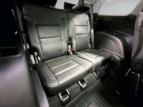 Used 2022 GMC Acadia SLT w/ Elevation Edition FWD image 26