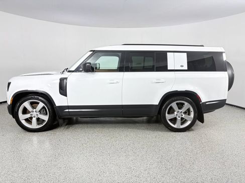 Used 2023 Land Rover Defender 130 SE AWD/4WD image 2