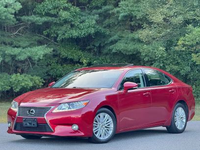 Used 2014 Lexus ES 350 w/ Luxury Package