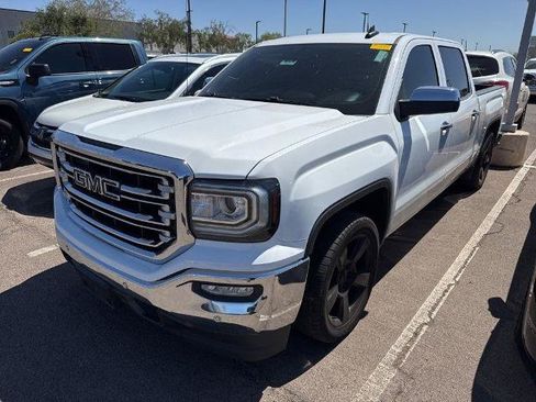 Used 2017 GMC Sierra 1500 SLT w/ SLT Preferred Package RWD image 2