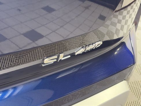 Certified 2025 Nissan Pathfinder SL w/ SL Premium Package image 16