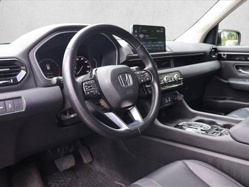 Used 2023 Honda Pilot EX-L image 12