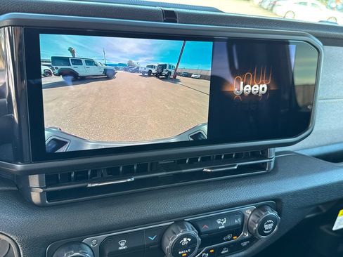 New 2026 Jeep Gladiator Sport AWD/4WD image 28