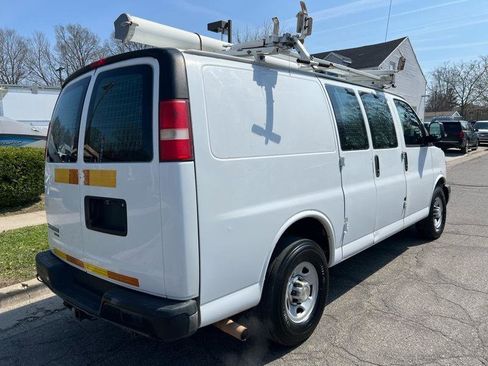 Used 2013 Chevrolet Express 2500 image 8