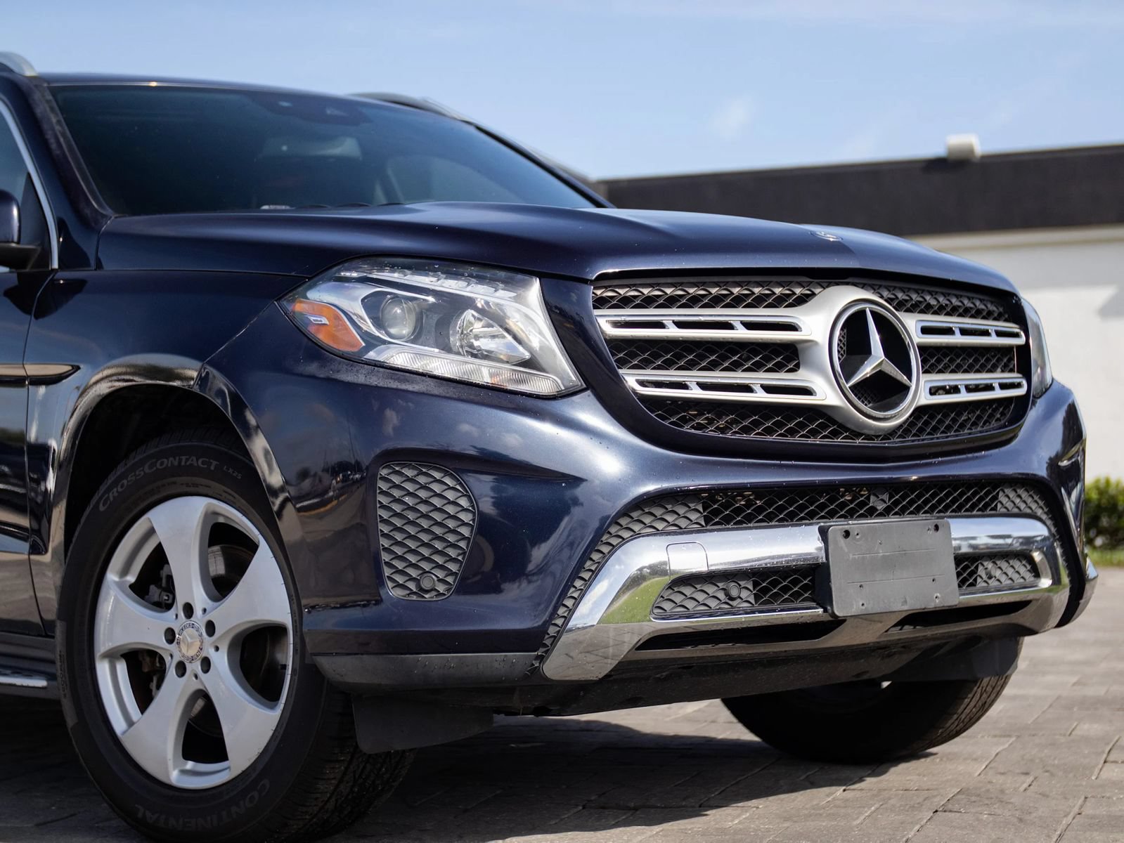 Used 2017 Mercedes-Benz GLS 450 4MATIC w/ Premium Package image 3