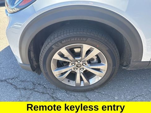 Used 2026 Ford Explorer Active w/ Active Comfort Package AWD/4WD image 11