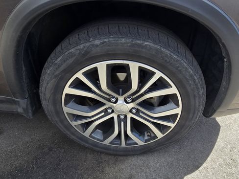 Used 2018 Mitsubishi Outlander Sport SE AWD/4WD image 9
